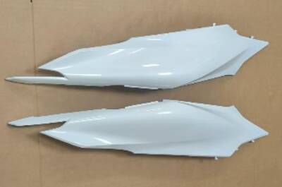 PCX YAN KAPAK SAĞ SOL TK BEYAZ 21-24 MODEL - 1
